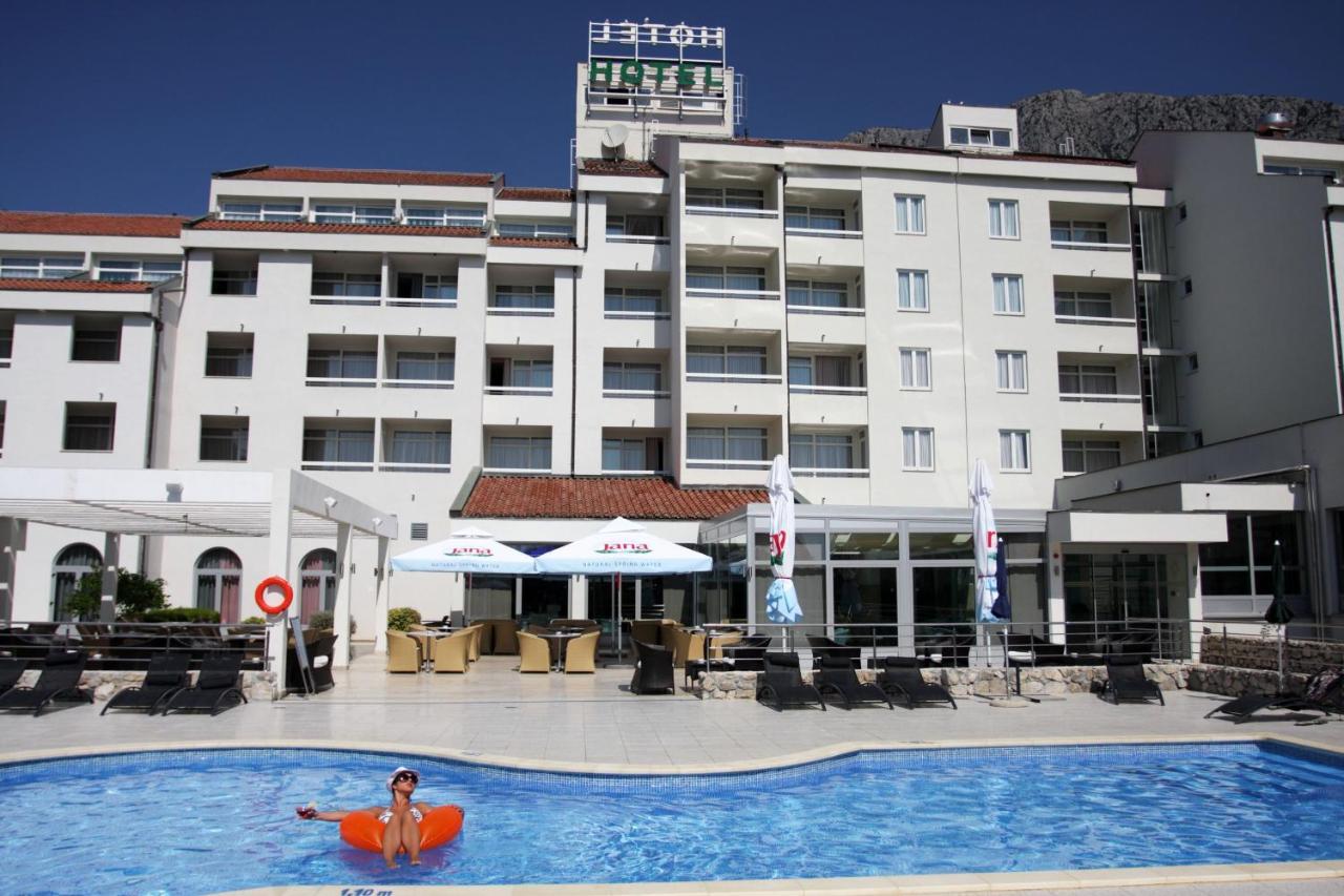 Hotel Quercus Drvenik  Exterior photo
